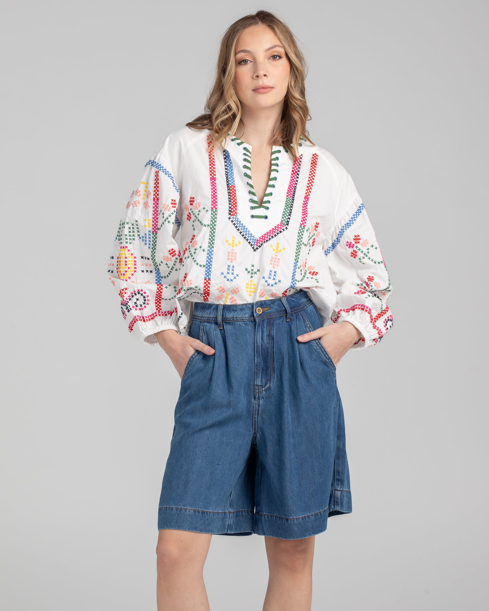 Mia Embroidered Top - White